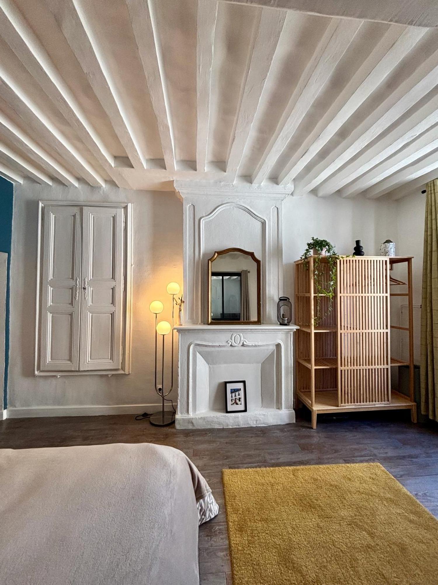 Apartment Cosy Getaway In Historic Bayeux