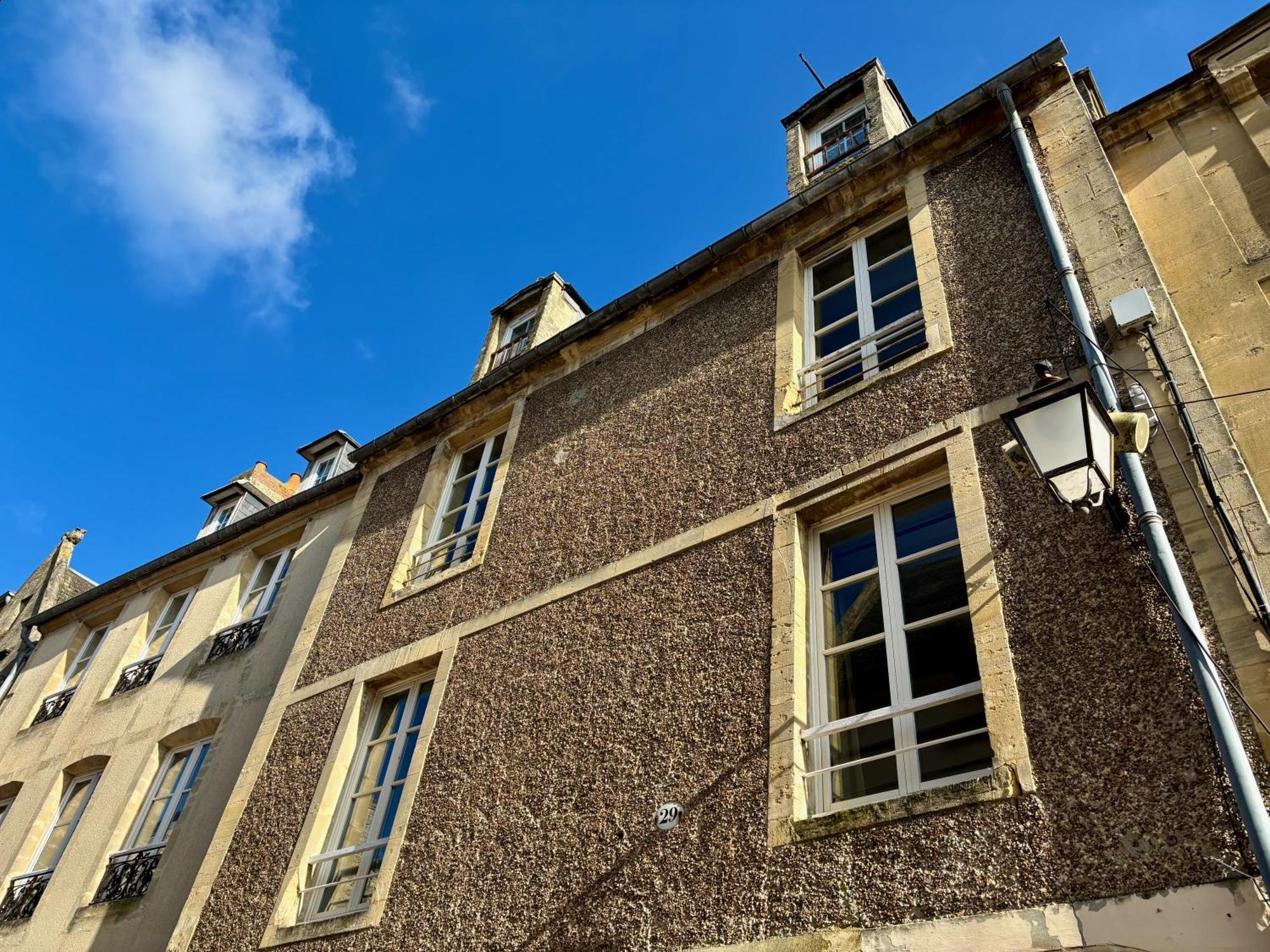 Apartment Cosy Getaway In Historic Bayeux