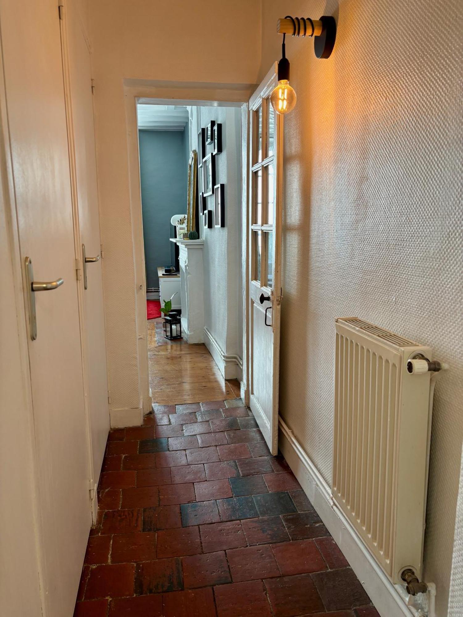 Cosy Getaway In Historic Apartment